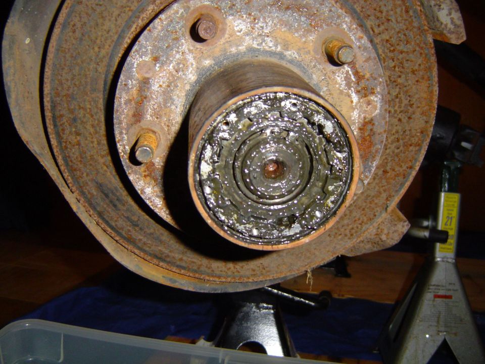Pulled hub cap, ready to go.