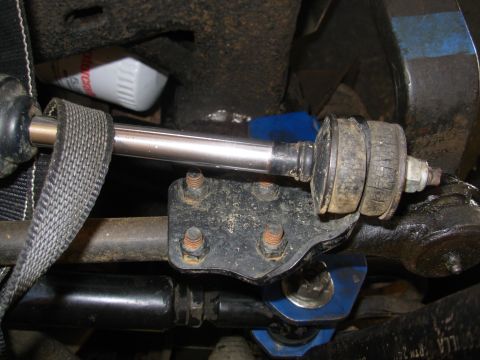1975 Ford Bronco - Note that this is an adjustable track bar, and it's adjusted all the way in. http://classicbroncos.com/forums/showthread.php?p=1648850#post…