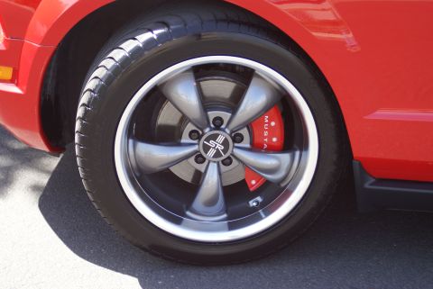 2006 Ford Mustang photo