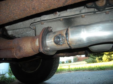 1995 Ford Bronco - Drivers Side header w/ spare O2 bung.