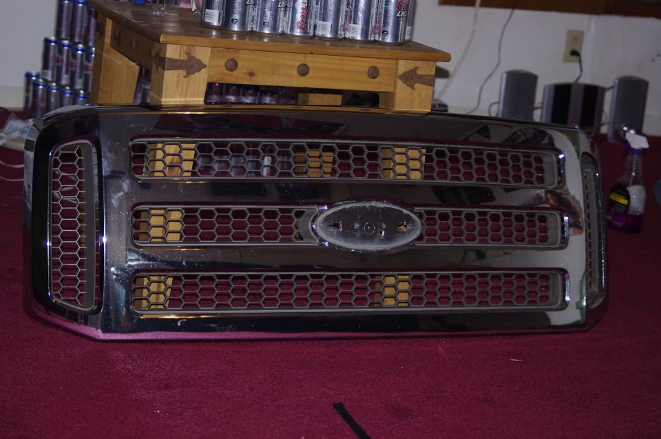 Chrome Ford F-250 grille with honeycomb pattern