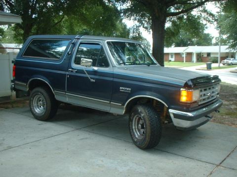 1988 Ford Bronco “Bubbles”