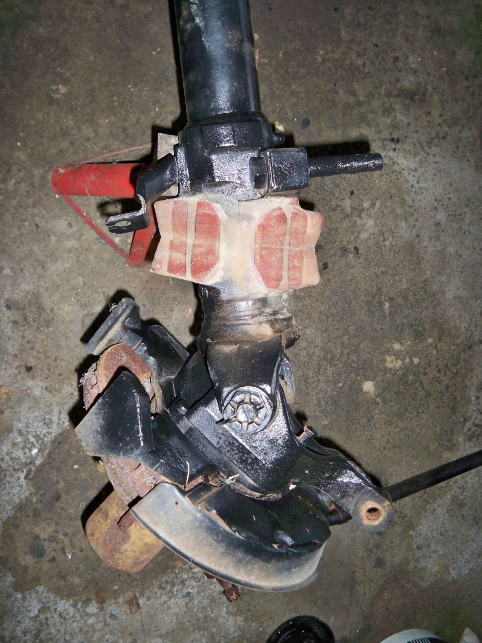 driveshaft U-joint and yoke assembly with red handle