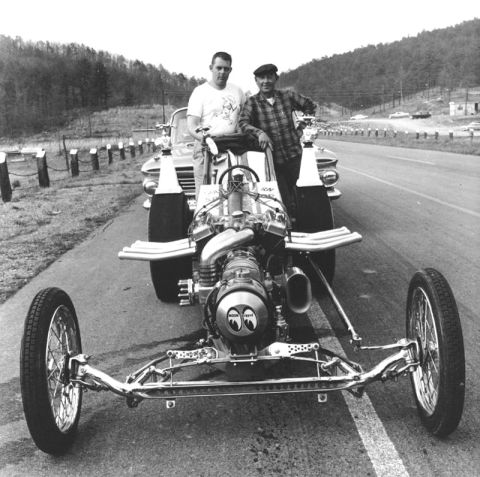 1965 Ford 427 - Willard Gott was my next door neighbor & had "Southeastern Speed Shop, Blountville, TN. He is one of the guys that got me interested i…