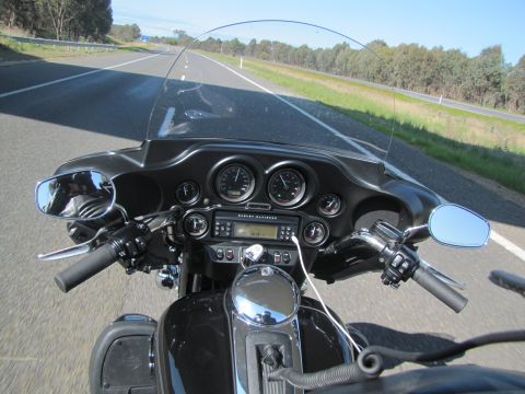 2010 Harley-Davidson FLH Electra Glide photo