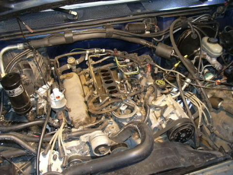 1991 Ford Bronco - Upper intake manifold off