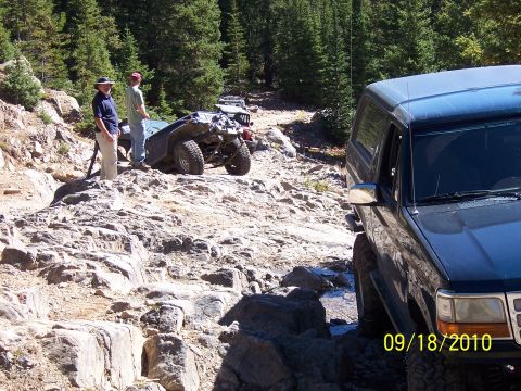 1994 Ford Bronco - Yeah....Helpin a jeep!!