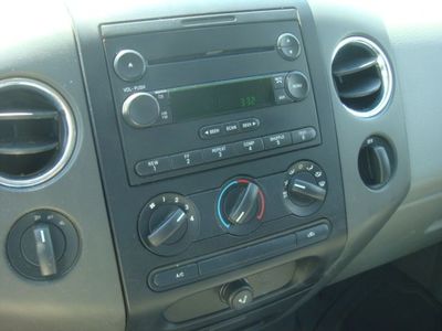 2004 Ford F-150 photo