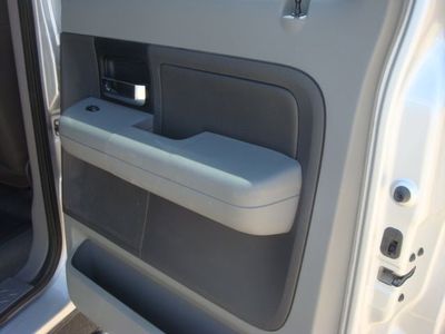 2004 Ford F-150 photo