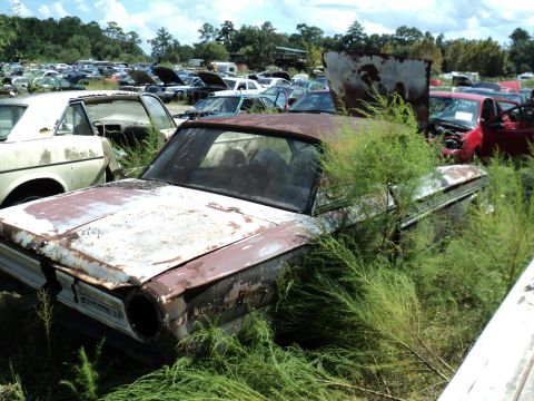1960 Ford Fairlane photo