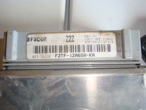 1989 Ford Bronco - This is a Ford EEC-IV engine control module, not a 1989 Ford Bronco.
