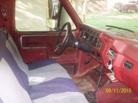1984 Ford Bronco photo