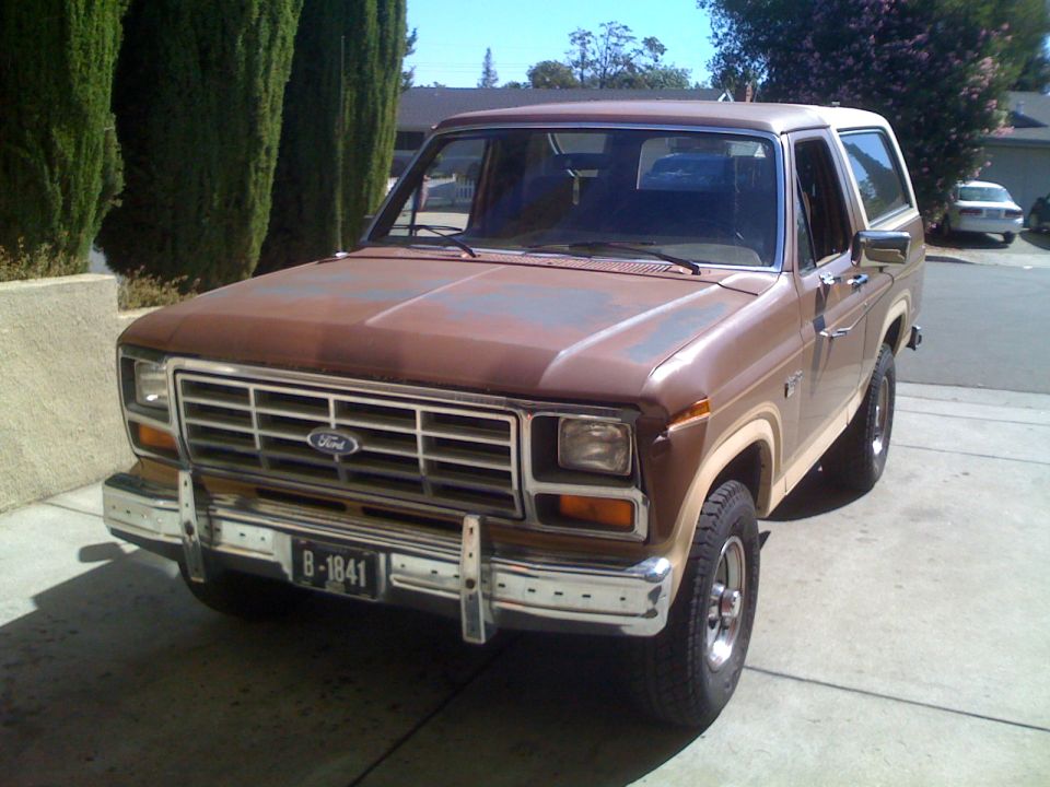 1986 Ford Bronco “Samantha”