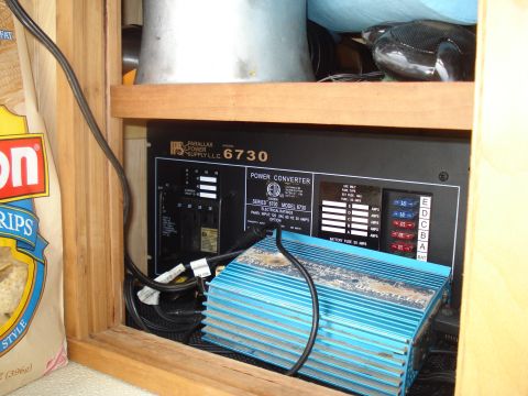 1994 Ford F-350 - A Parallax Power Supply 6730 power converter is visible with a blue heatsink and fuse panel.