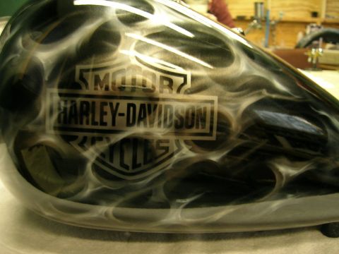 2010 Harley-Davidson Electra Glide - Custom flame paint job on a Harley-Davidson fuel tank.