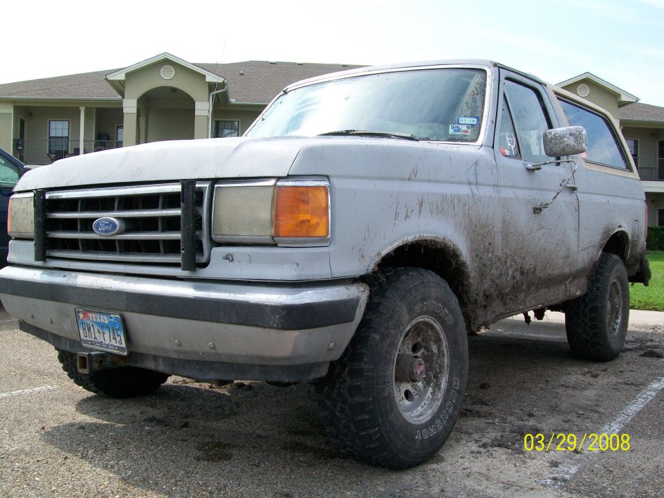 1990 Ford Bronco “Ole' Smokie”