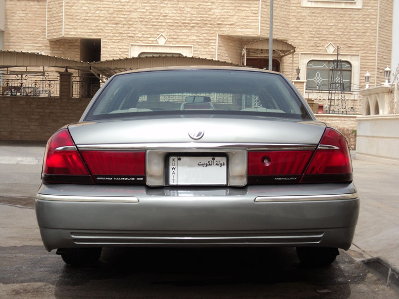 2001 Mercury Grand Marquis rear view with Kuwait license plate