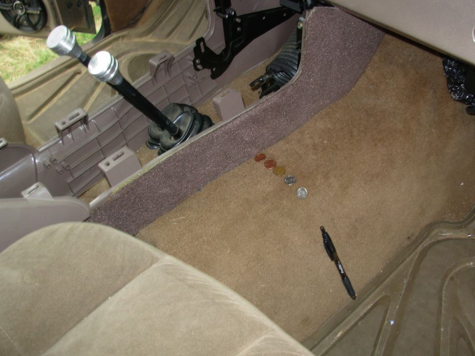 This '96 Taurus conosle is close, but not close enough.