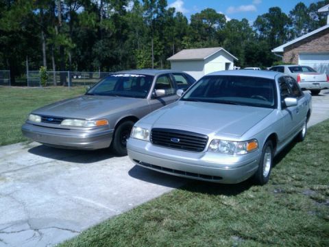 1996 Ford Crown Victoria photo