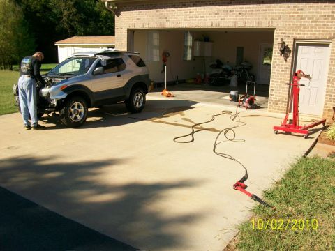 1999 Isuzu Vehicross “Bugzy”