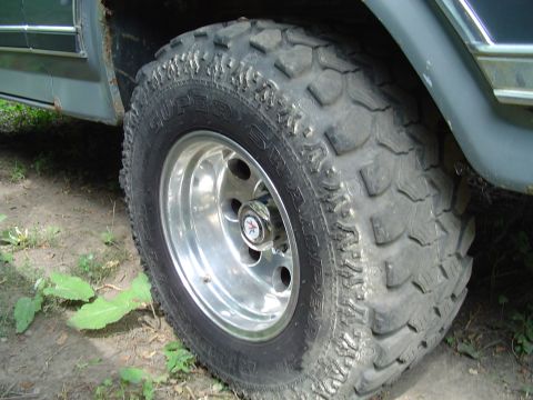 1986 Ford Bronco - New 31x12.50 SSR on American Racing Baja rims