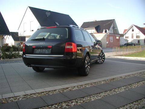 2003 Audi A6 - Rear view of a black 2003 Audi A6 Avant wagon.