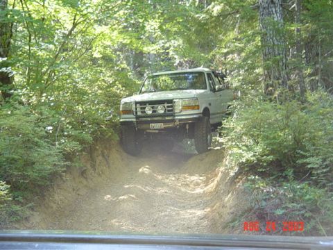 1989 Ford Bronco - Mark again on the "Cable Trail"