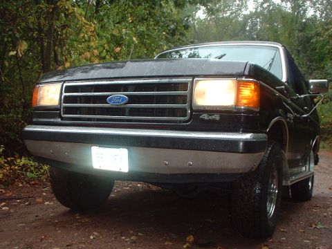 1989 Ford Bronco photo