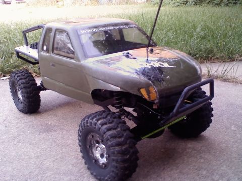 1996 Ford Bronco - This RC rock crawler truck has a custom body and off-road tires.