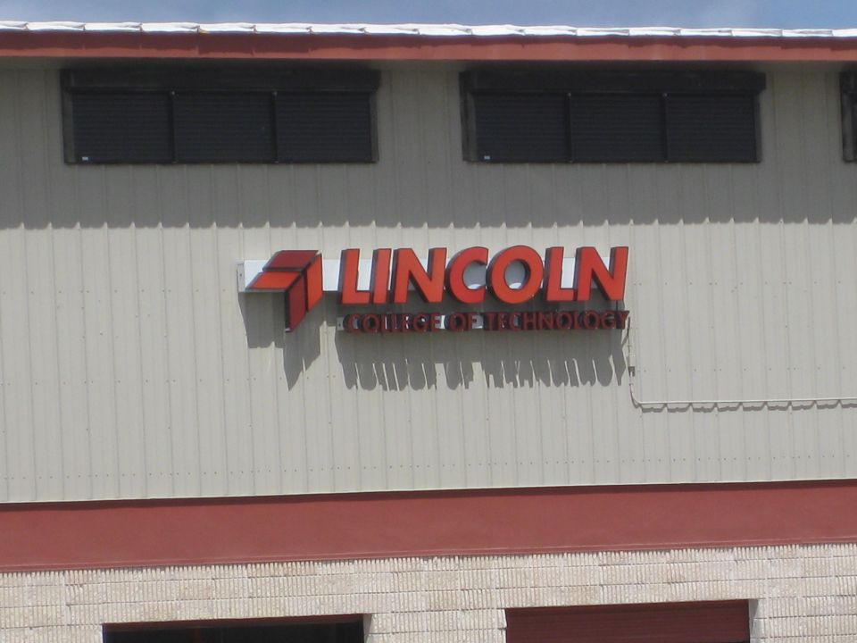 Lincoln College of Technology sign on building exterior