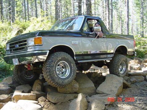 1989 Ford Bronco - A little farther