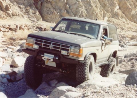 1990 Ford Bronco II - A little flex