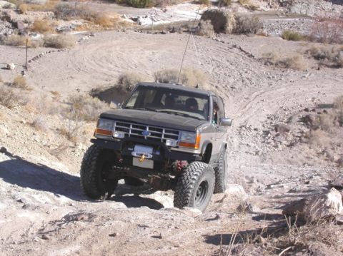 1990 Ford Bronco II - Climbing out of the canyon