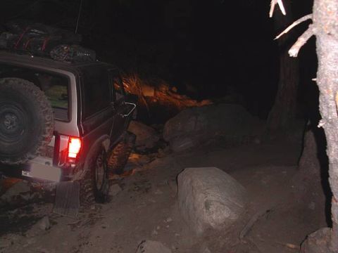 1990 Ford Bronco II - Starting up Cadillac Hill at night (this was actually kindof fun lol)