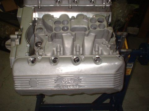1965 Ford 427 - An original C6AE-L dual-plane manifold.