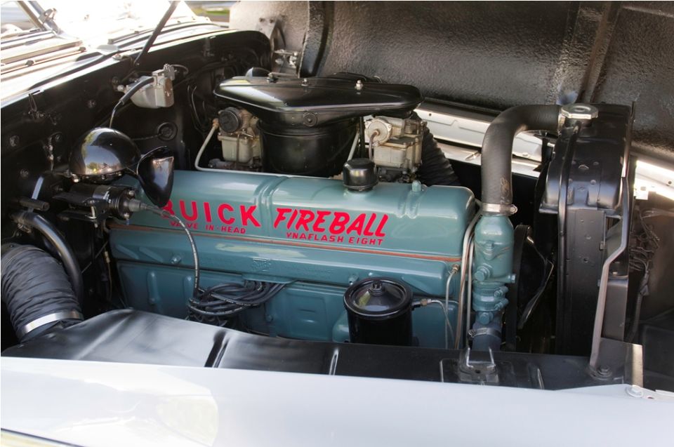 Buick Fireball VNAFLASH EIGHT engine with dual carburetors and air cleaner