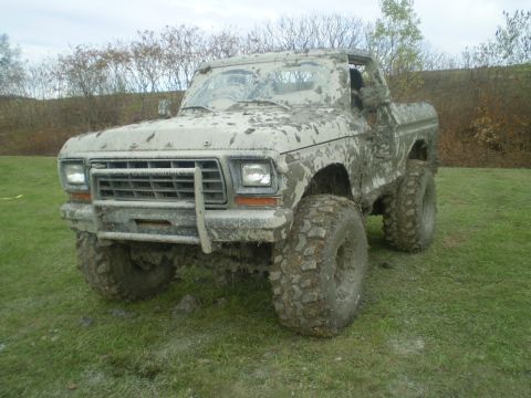 1979 Ford Bronco - This heavily mud-caked 1978 Ford Bronco is equipped for off-road adventures.