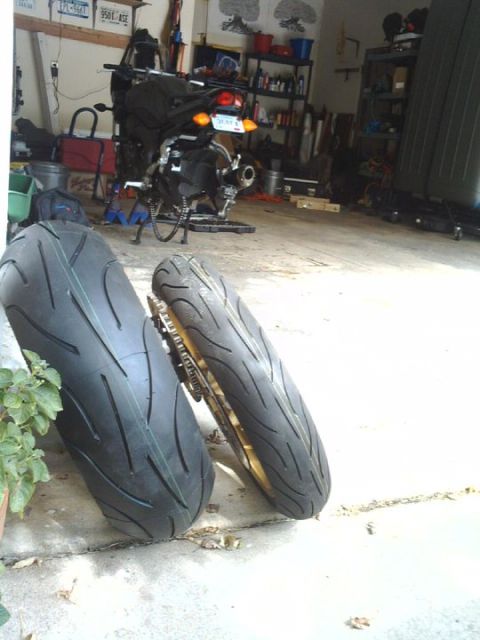 2008 Yamaha FZR1000 “Fuzzy One - TOTALLED”