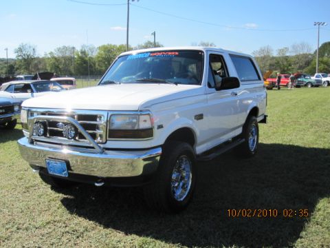 1995 Ford Bronco - Leaving the show