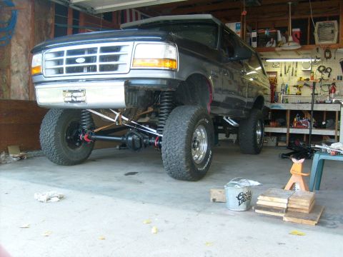 1986 Ford Bronco - This 1992 Ford Bronco is heavily modified with a lifted suspension and large tires.
