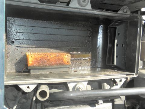 1993 Ford Bronco - Oil airbox