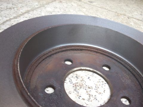 1998 Ford Crown Victoria - This photo shows a brake rotor, not a 1998 Ford Crown Victoria.