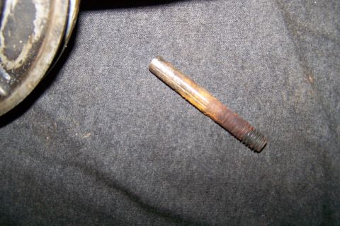 1996 Ford Bronco - Notice the drill bit marks along the bolt length.