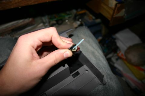 1995 Ford Bronco - Previous owner cut the wires to the tray. Explains why the lighter didn't work.