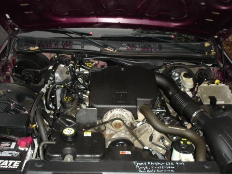 2005 Ford Crown Victoria photo