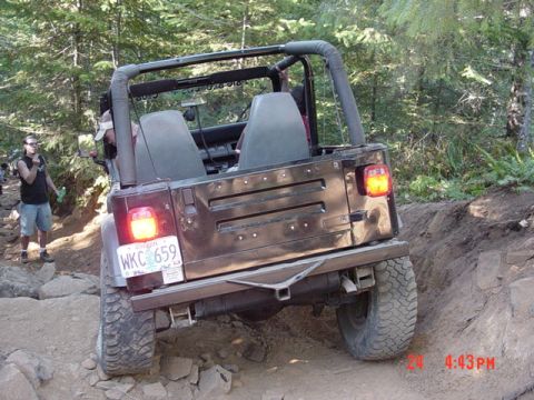 1989 Ford Bronco - Im telling him to bring it down a little bit...