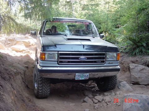 1989 Ford Bronco - Getting lined up