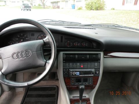 1995 Audi A6 photo