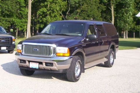 2000 Ford LTD photo