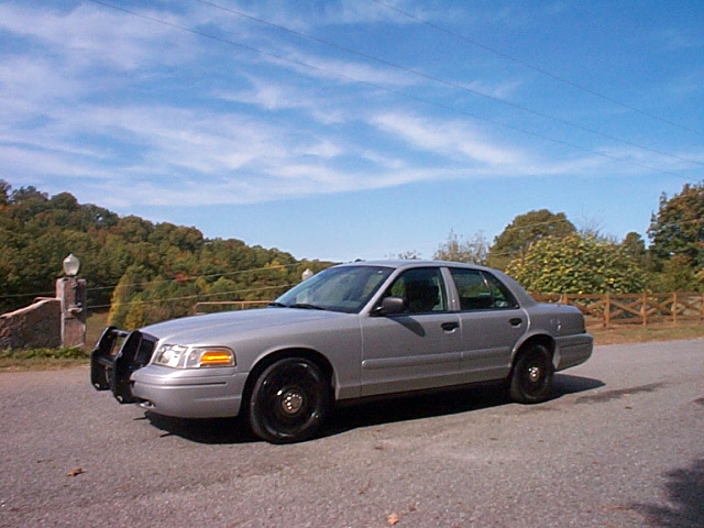 2004 Ford Crown Victoria